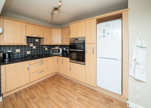 KITCHEN- click for photo gallery